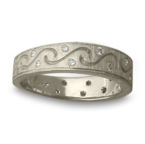 Anima Romantica Ring with Diamonds in Platinum