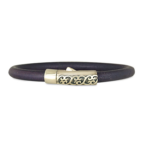 Heart Chain Leather Bracelet in Metallic Purple