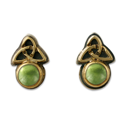 Aria Round Earrings in Peridot