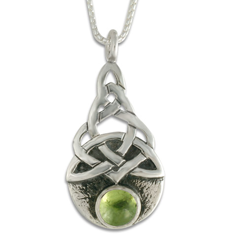 Blue Moon Pendant in Peridot