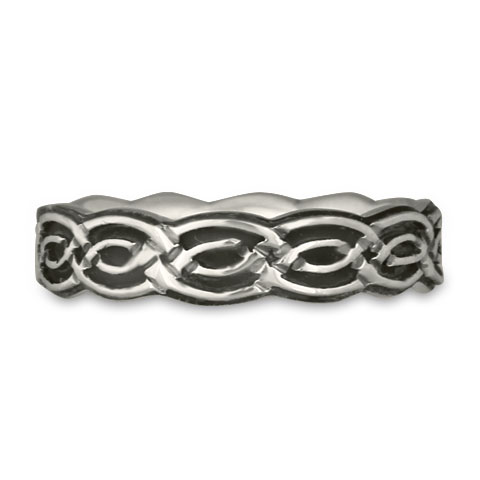 Borderless Laura Wedding Ring in