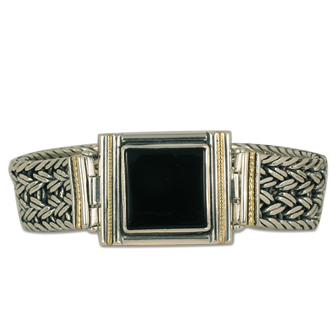 Celtic Corners Onyx Bracelet in