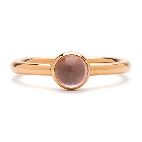 Classic Comfort Fit Ring With Rose Quartz in