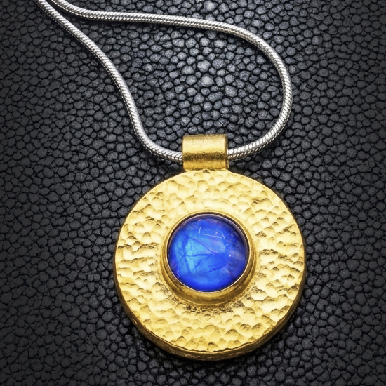 Dione Disc Pendant 11mm with Blue Moonstone in