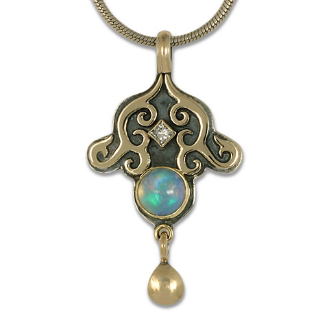 Evelyn Pendant in