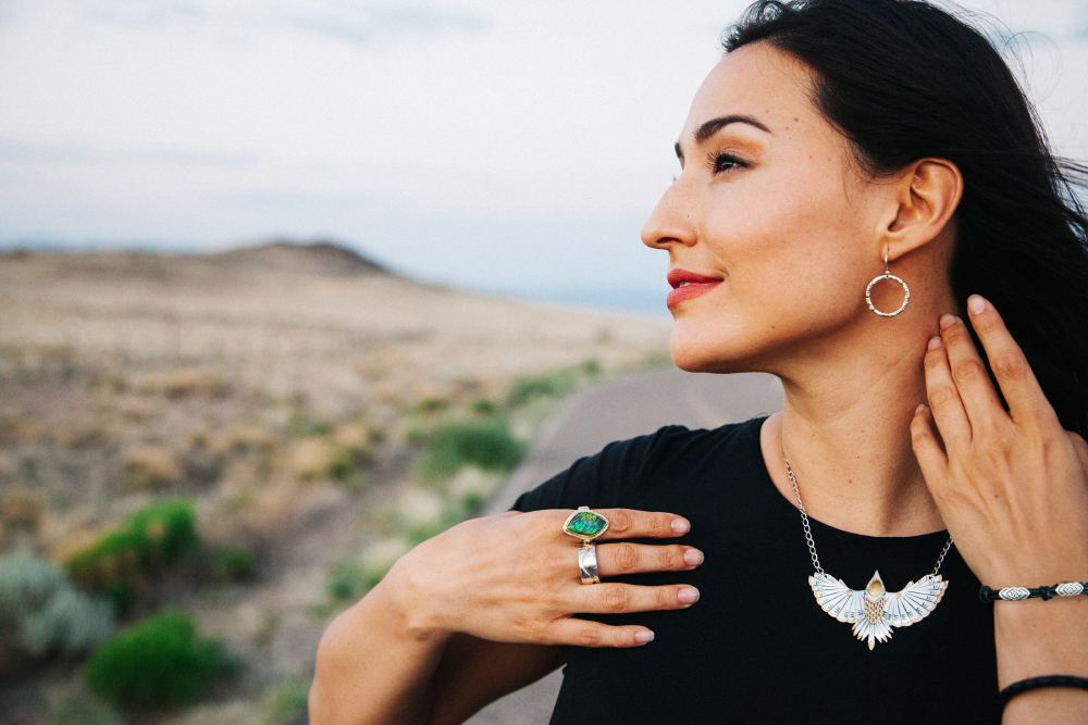 Flicker Necklace in