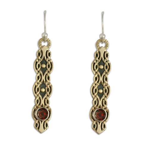 Flow Earrings with Gem in Garnet