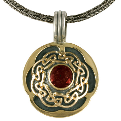 Helios Wave Pendant in Garnet