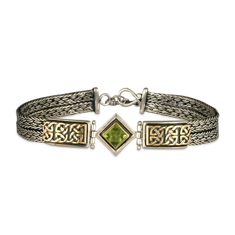 Iona Bracelet with Gem in Peridot