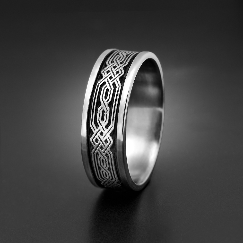 Narrow Self Bordered Persian Wedding Ring in
