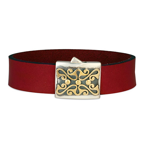 Prague Leather Bracelet in Plum Leather