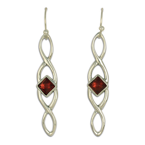 Twist Earrings Long in Garnet