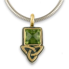 Aria Square Pendant  in Peridot