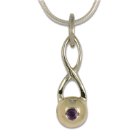 Levelle Pendant in Amethyst