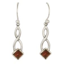 Twist Earrings in Garnet